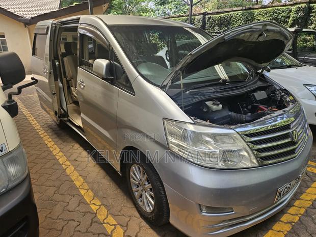 Toyota Alphard 2.4 Petrol FWD 2008 Silver