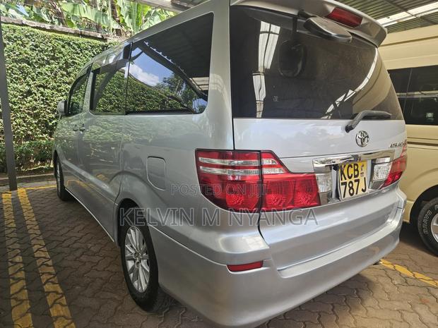 Toyota Alphard 2.4 Petrol FWD 2008 Silver