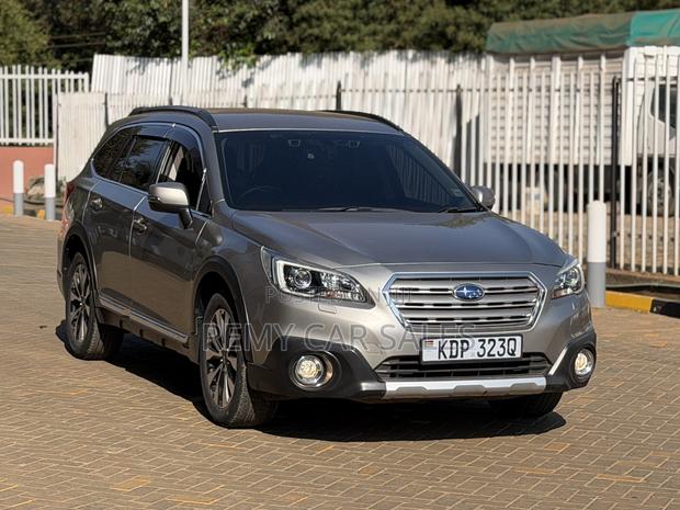Subaru Outback 2016 Silver