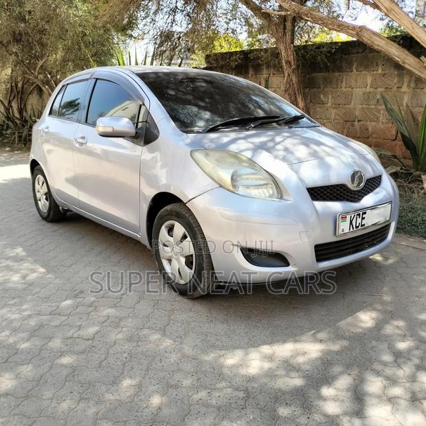 Toyota Vitz 1.0 FWD 5dr 2008 Silver