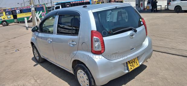 Toyota Passo 2015 Silver