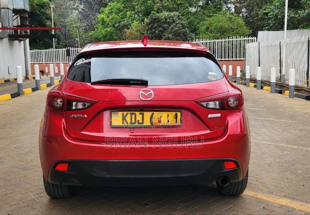 Mazda Axela 2015 Red