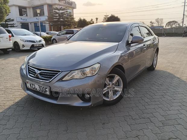 Toyota Mark X 2011 Gray