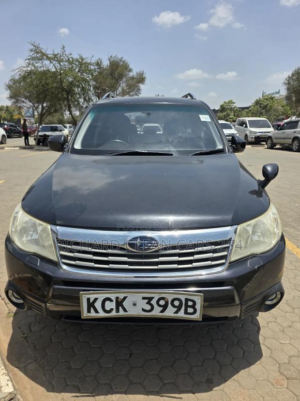 Subaru Forester 2010 Black