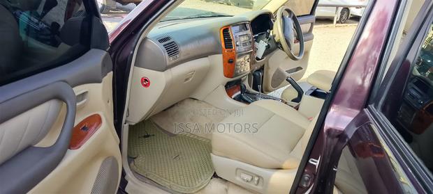 Toyota Land Cruiser 2006 Purple