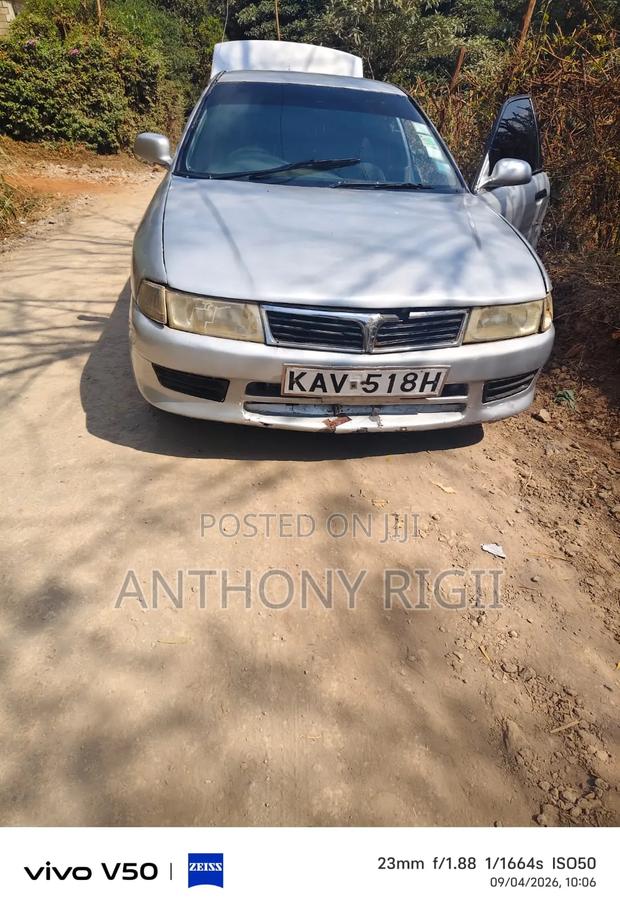 Mitsubishi Lancer 1999 Silver