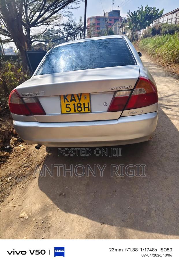 Mitsubishi Lancer 1999 Silver
