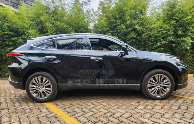 Toyota Harrier 2021 Black