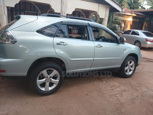 Toyota Harrier 2009 Silver