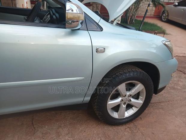 Toyota Harrier 2009 Silver