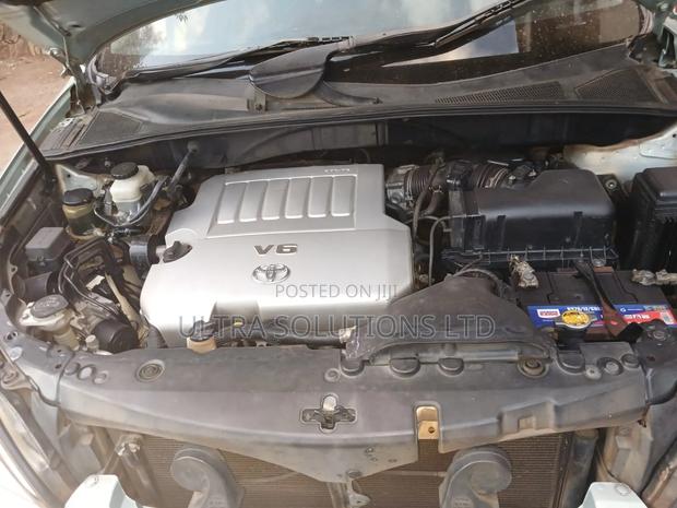 Toyota Harrier 2009 Silver