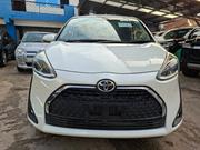 Toyota Sienta 2019 White for sale