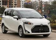 Toyota Sienta 1.5 Hybrid FWD 2019 White for sale