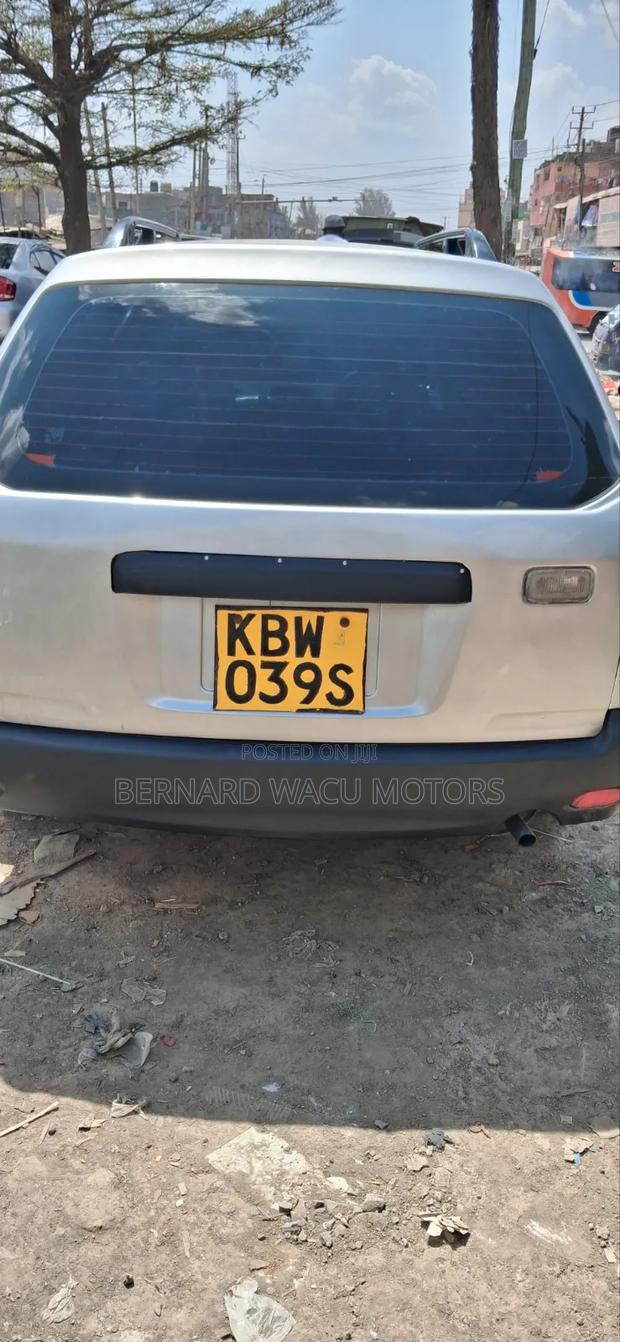 Nissan Advan 2005 Silver