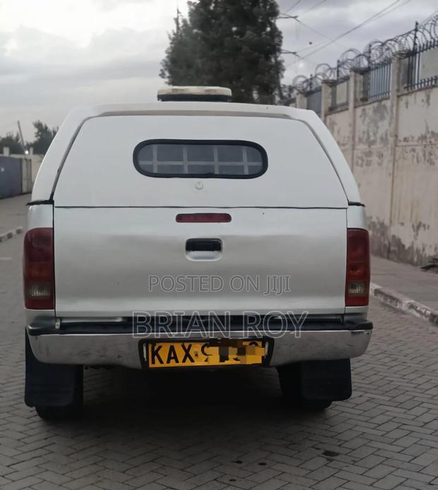 Toyota Hilux 2.5 D-4D SRX 2010 Silver