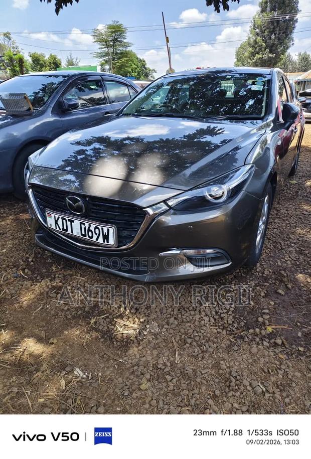 Mazda Axela 2018 Gray