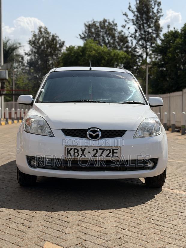 Mazda Demio 2006 White