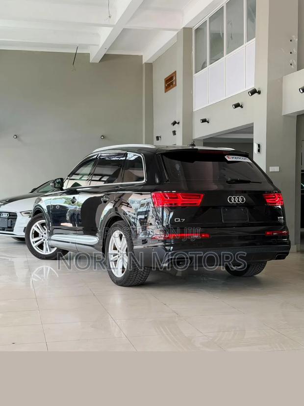 Audi Q7 2019 Black