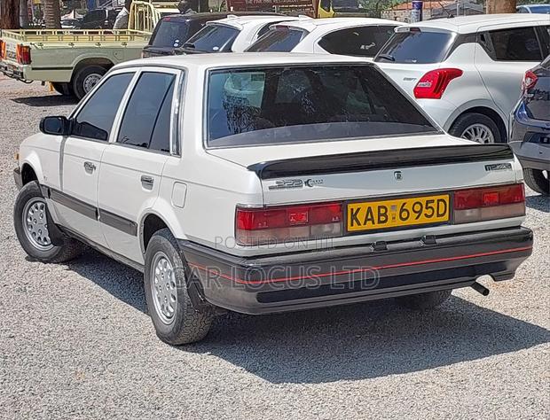 Mazda B-series 1990 White