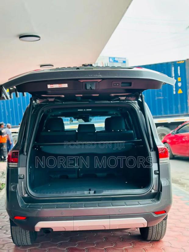 Toyota Land Cruiser 2022 Gray