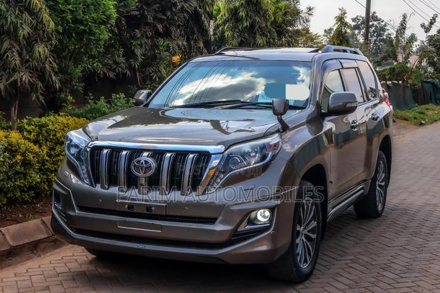 Toyota Land Cruiser Prado 2015 Gray