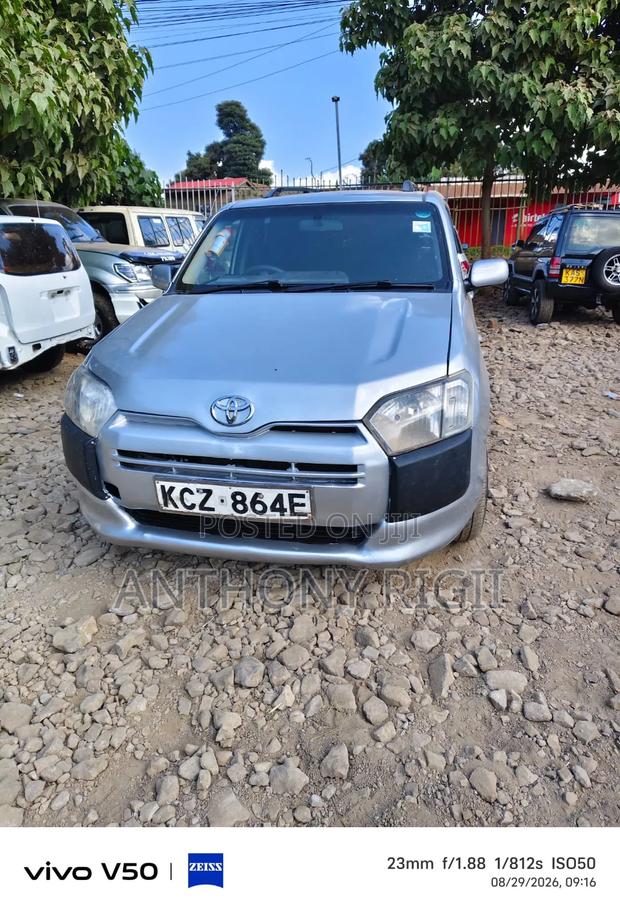 Toyota Probox 2014 Silver