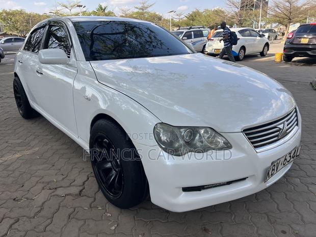 Toyota Mark X 2006 Off white