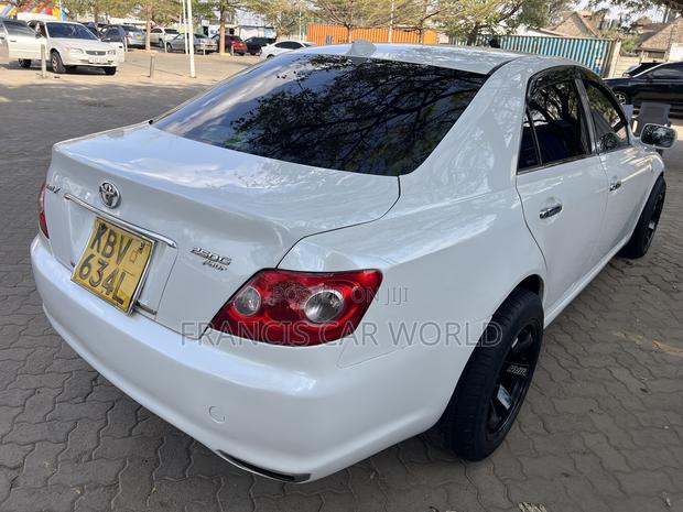Toyota Mark X 2006 Off white