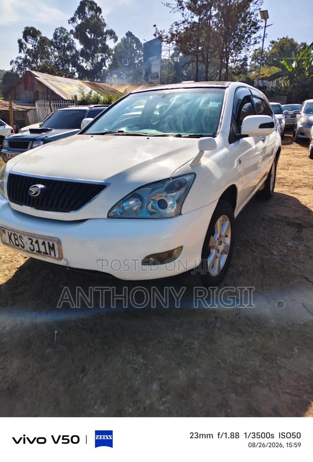 Toyota Harrier 2007 White