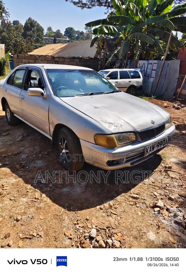 Nissan Sunny 1998 Silver