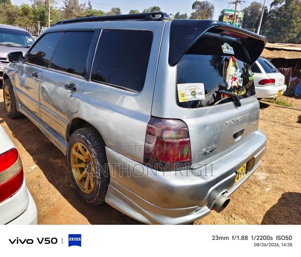 Subaru Forester 1998 Gray