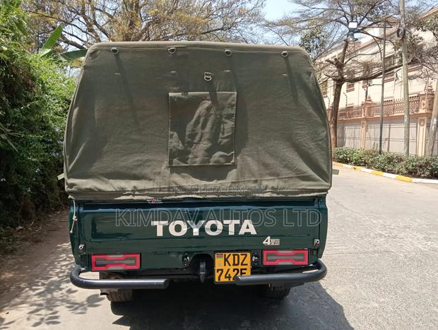 Toyota Land Cruiser 2014 Green