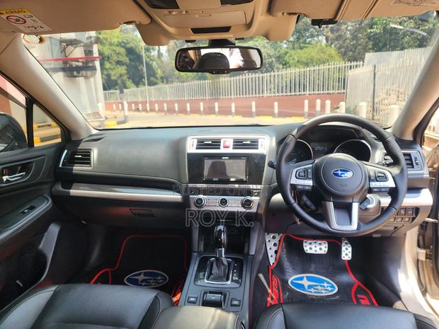 Subaru Outback 2016 Gold