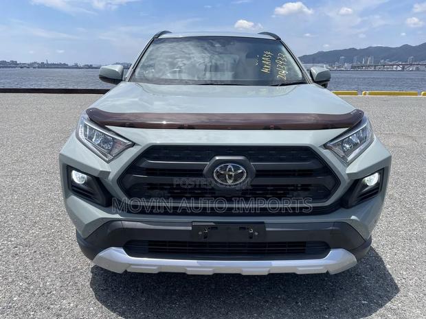 Toyota RAV4 Adventure 2019 Gray