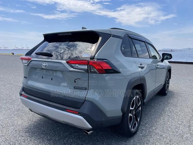 Toyota RAV4 Adventure 2019 Gray