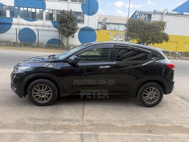 Honda Vezel 2018 Black