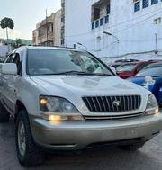 Toyota Harrier 2002 Ivory for sale