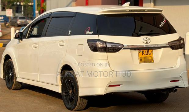 Toyota Wish 2016 White