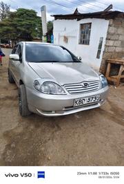Toyota Corolla 2004 Gold for sale