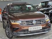 Volkswagen Tiguan 2.0T SE 2021 Brown for sale