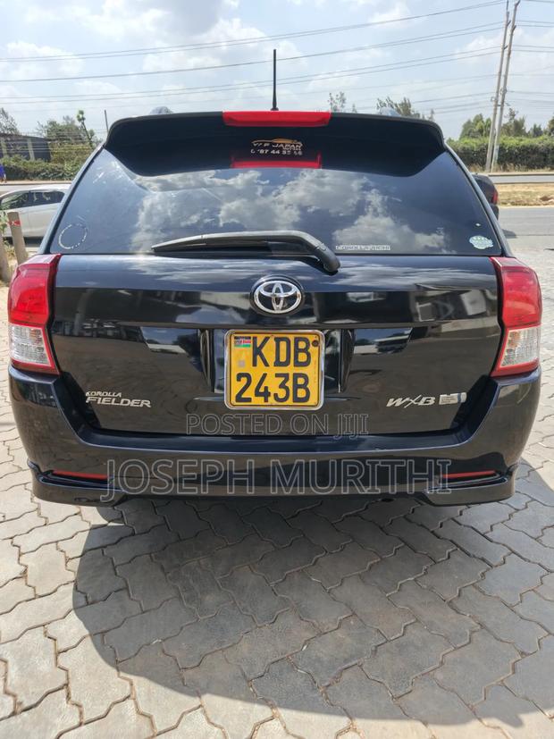 Toyota Corolla Fielder 2013 Black