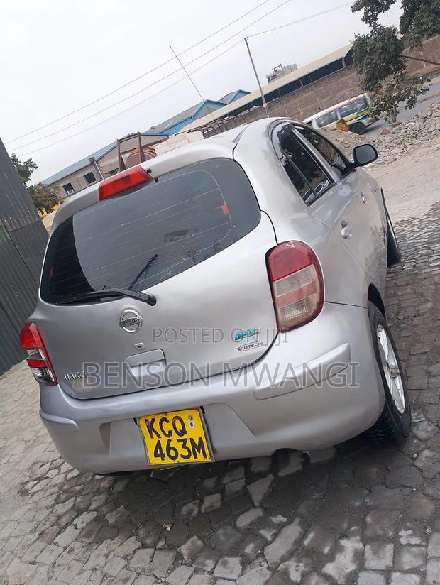 Nissan March 1.2 AWD 2012 Beige