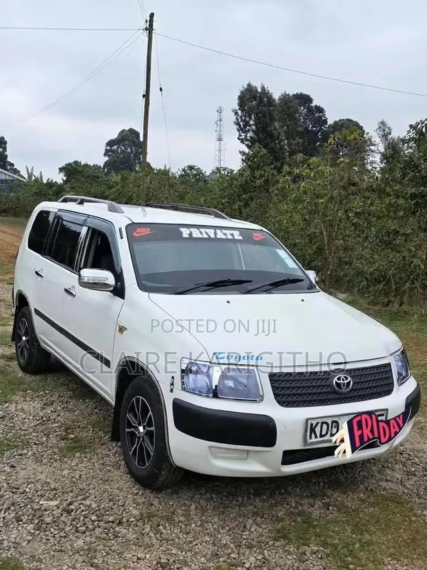 Toyota Succeed SV Premium 2014 White