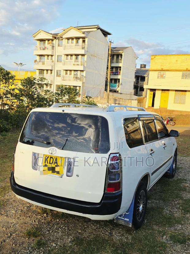 Toyota Succeed SV Premium 2014 White