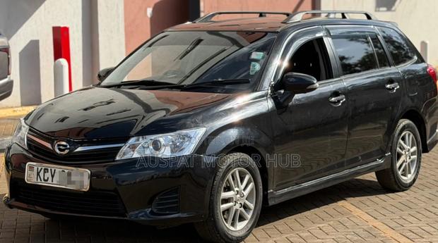 Toyota Corolla Fielder 1.8 Petrol FWD 2013 Black