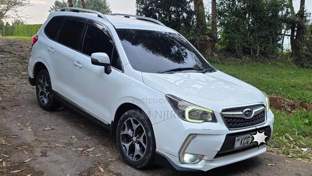 Subaru Forester 2013 Pearl