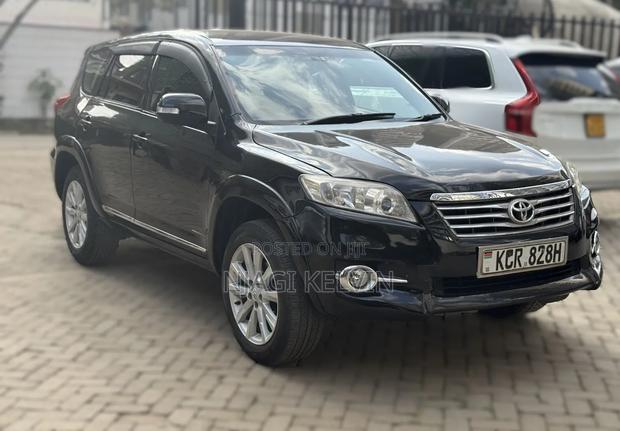Toyota Vanguard 2012 Matt Black