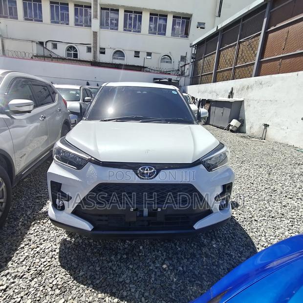 Toyota Raize 2020 White