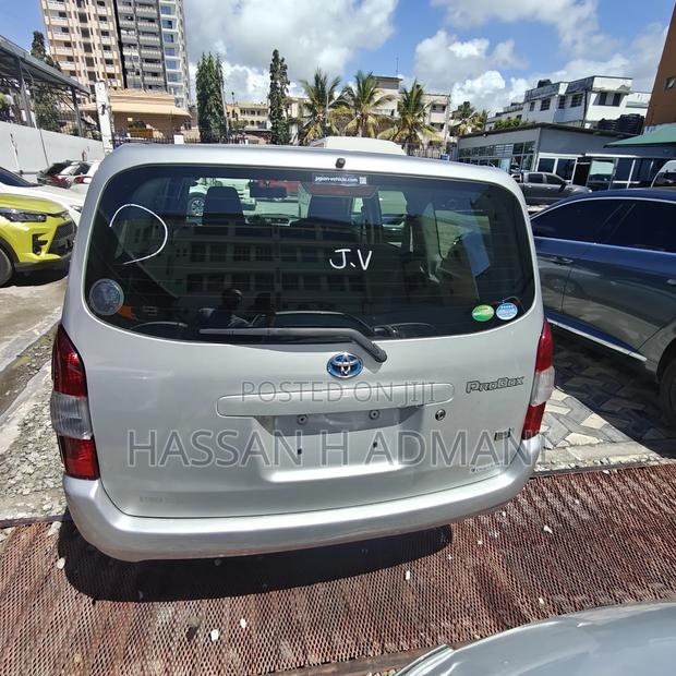 Toyota Probox 2020 Silver