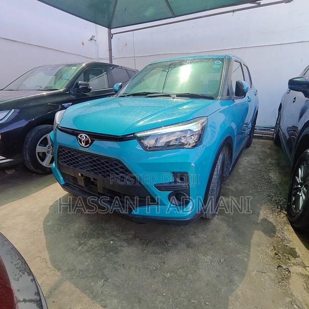 Toyota Raize 2020 Blue